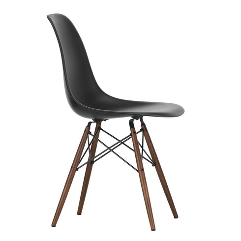 Cadeira Eames em Plástico DSW / Base dark maple